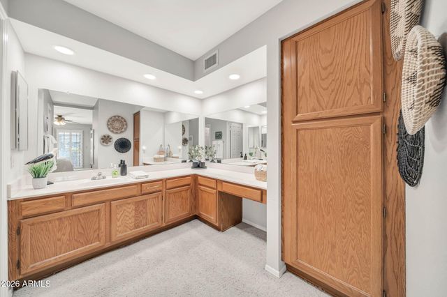 9701 W Oraibi Drive, Peoria, AZ 85382