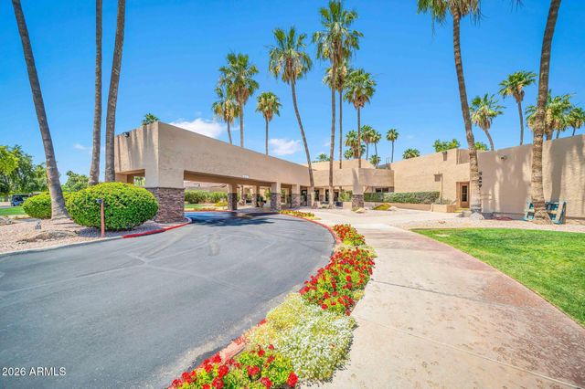 9701 W Oraibi Drive, Peoria, AZ 85382
