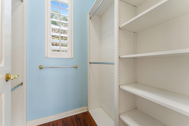 215 New Haven Boulevard, Jupiter, FL 33458