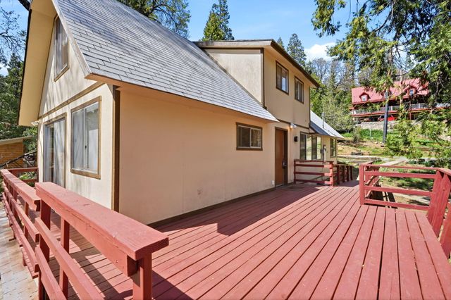 697 Loop Drive, Springville, CA 93265