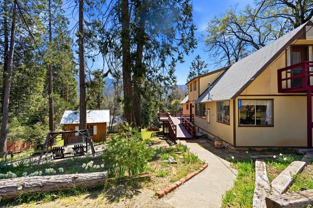 697 Loop Drive, Springville, CA 93265