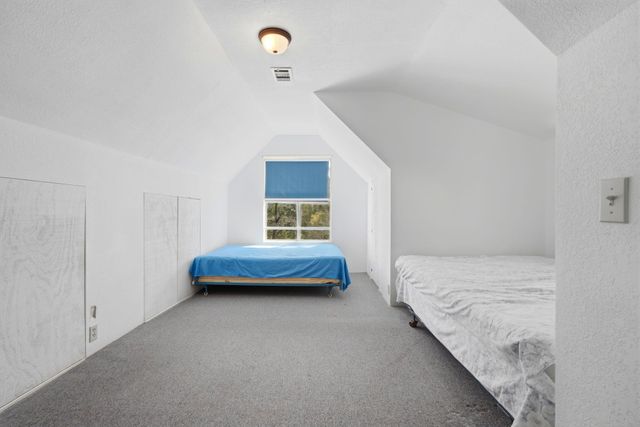 697 Loop Drive, Springville, CA 93265