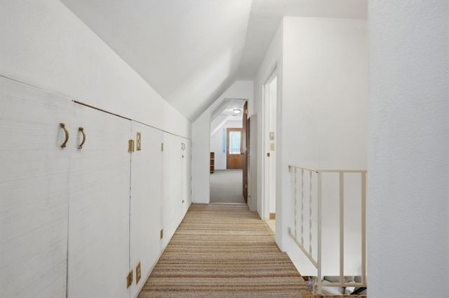 697 Loop Drive, Springville, CA 93265