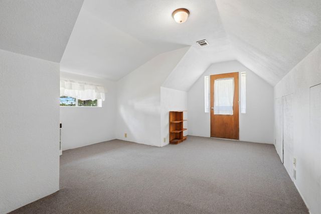 697 Loop Drive, Springville, CA 93265