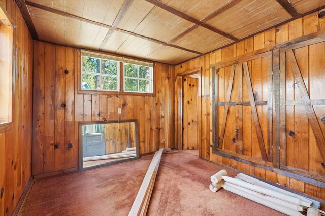 697 Loop Drive, Springville, CA 93265