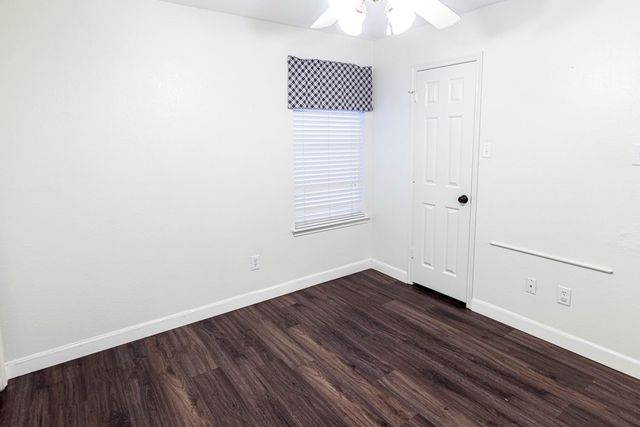 9509 Glenshee Drive, Rowlett, TX 75089