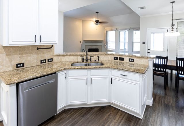 9509 Glenshee Drive, Rowlett, TX 75089