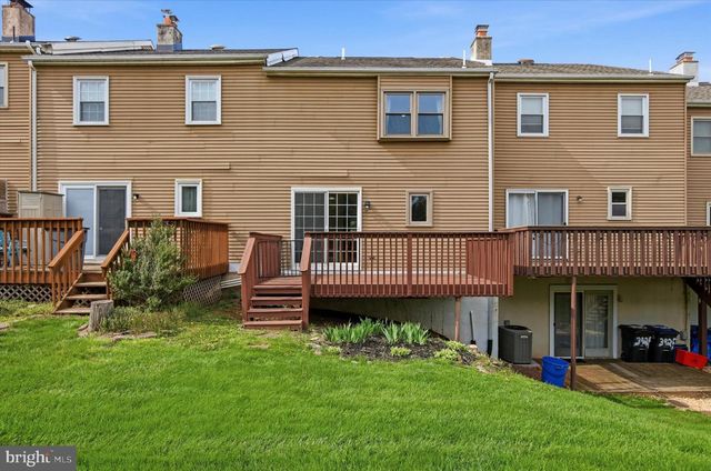 3923 GATEHOUSE LN, Skippack, PA 19474