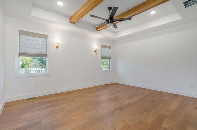 1734 N Marlowe Avenue, Springfield, MO 65802