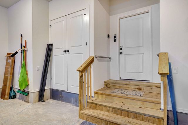 1734 N Marlowe Avenue, Springfield, MO 65802