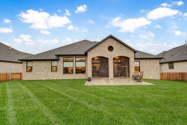 1734 N Marlowe Avenue, Springfield, MO 65802