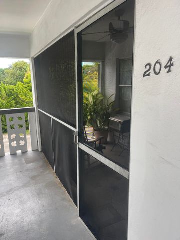 1700 Cleveland Street Apt 204, Hollywood, FL 33020