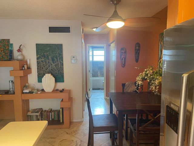 1700 Cleveland Street Apt 204, Hollywood, FL 33020