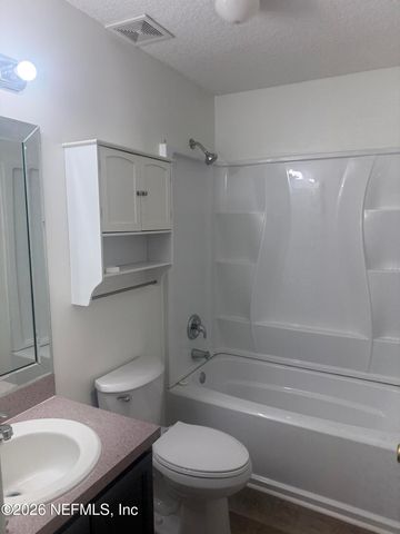 437 NORTH Boulevard E, Macclenny, FL 32063