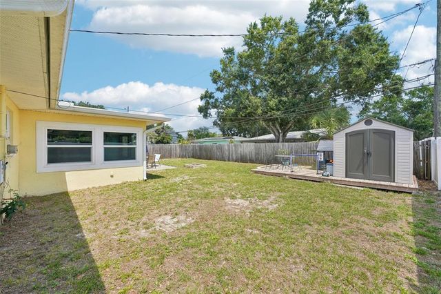 1450 SEABREEZE STREET, Clearwater, FL 33756