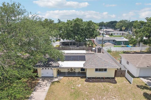 1450 SEABREEZE STREET, Clearwater, FL 33756