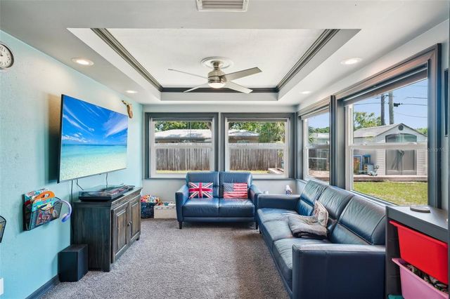 1450 SEABREEZE STREET, Clearwater, FL 33756