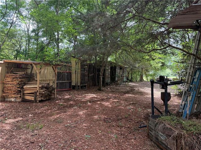 726 Old Rome Road, Aragon, GA 30104