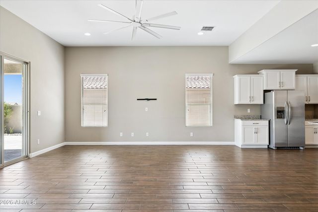 26009 N 137TH Lane, Peoria, AZ 85383