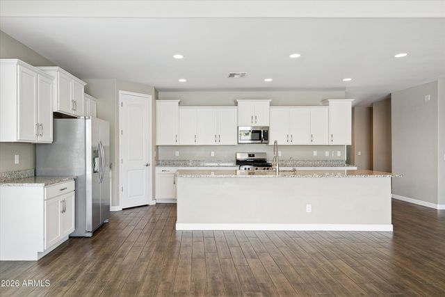26009 N 137TH Lane, Peoria, AZ 85383