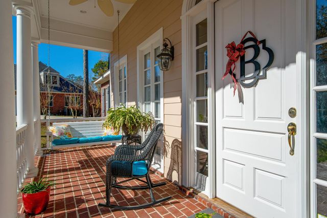 228 Timberton Dr., Hattiesburg, MS 39401
