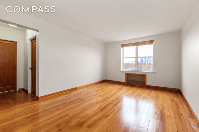 3925 51st St Apt 6G, New York City, NY 11377