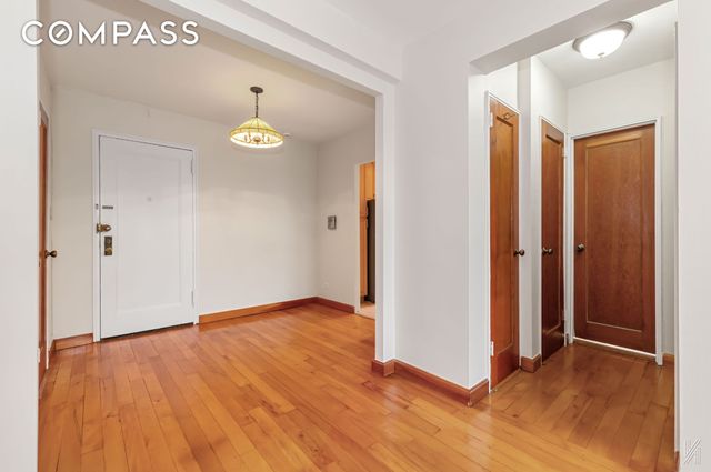 3925 51st St Apt 6G, New York City, NY 11377