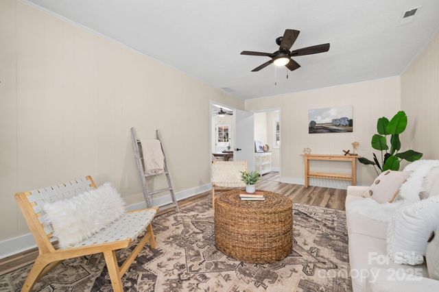 109 Willowbrook Road, Hendersonville, NC 28792