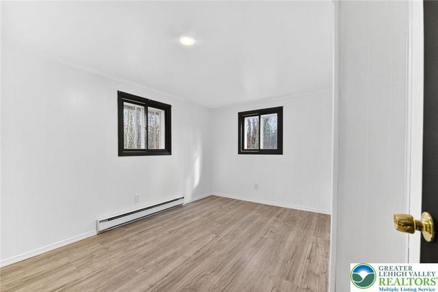 129 Mahoning Drive, Coolbaugh Twp, PA 18347