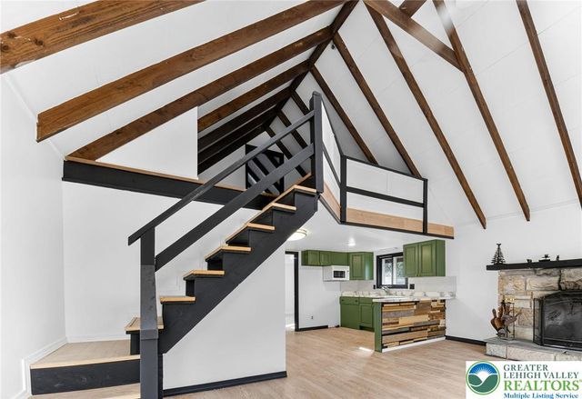 129 Mahoning Drive, Coolbaugh Twp, PA 18347