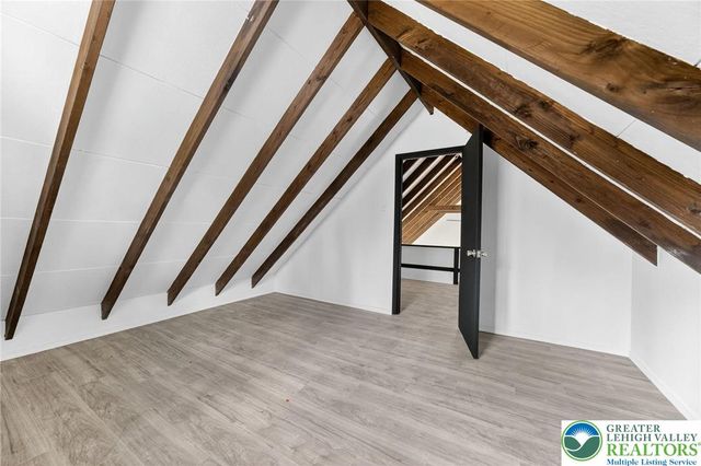 129 Mahoning Drive, Coolbaugh Twp, PA 18347