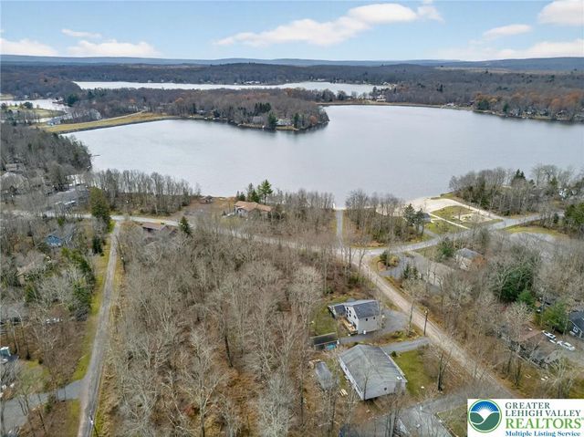 129 Mahoning Drive, Coolbaugh Twp, PA 18347