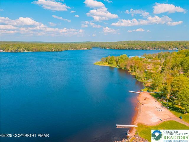 129 Mahoning Drive, Coolbaugh Twp, PA 18347