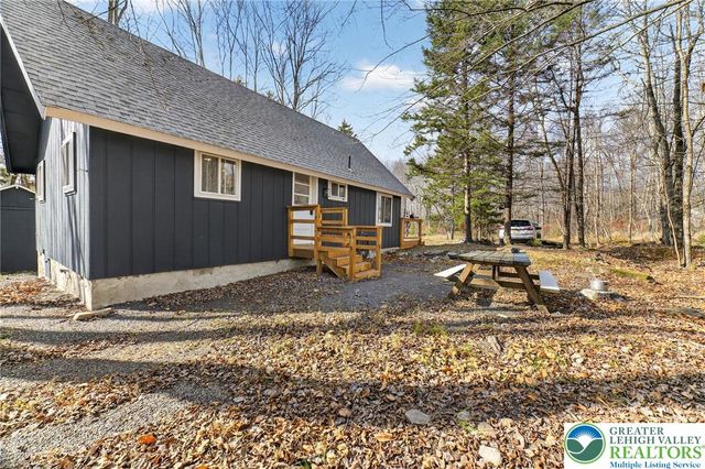 129 Mahoning Drive, Coolbaugh Twp, PA 18347