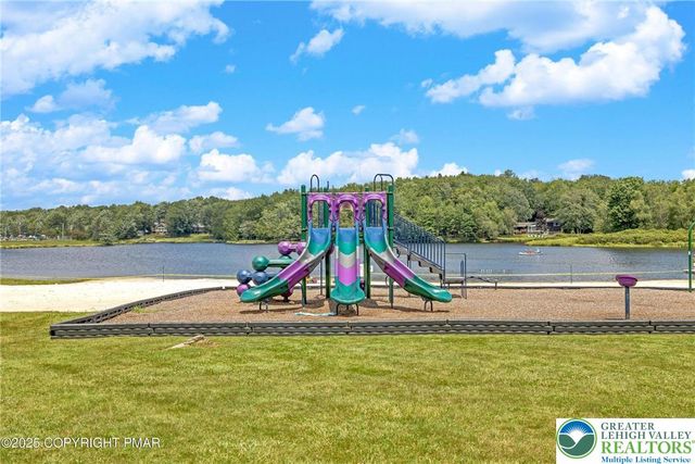 129 Mahoning Drive, Coolbaugh Twp, PA 18347