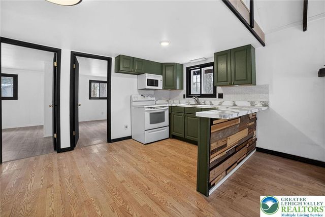 129 Mahoning Drive, Coolbaugh Twp, PA 18347