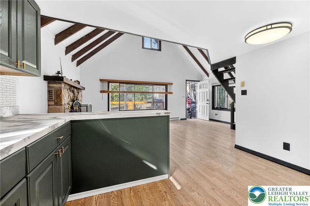 129 Mahoning Drive, Coolbaugh Twp, PA 18347