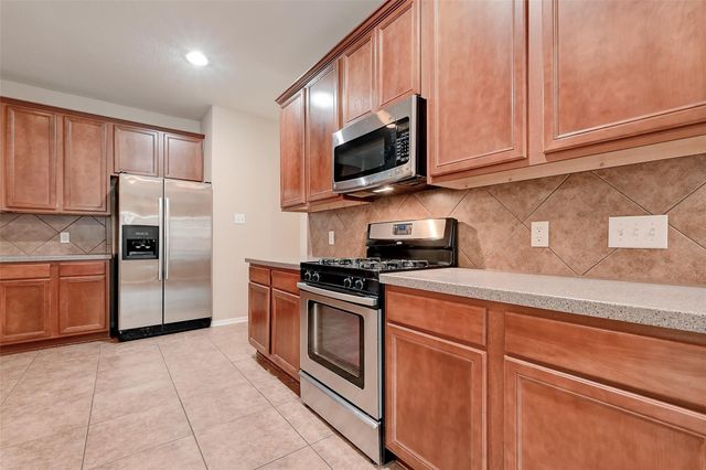 6131 Moran Crest Drive, Spring, TX 77388