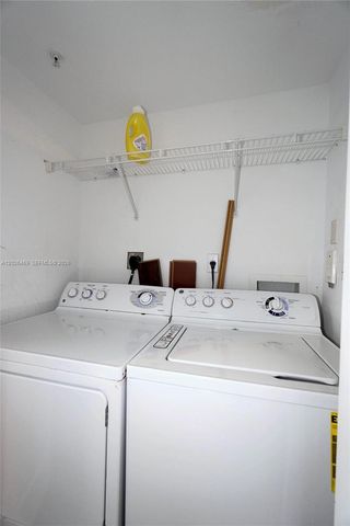1155 Brickell Bay Dr 3301, Miami, FL 33131