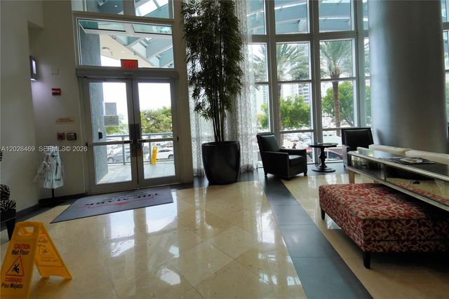 1155 Brickell Bay Dr 3301, Miami, FL 33131