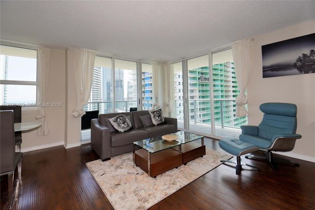 1155 Brickell Bay Dr 3301, Miami, FL 33131