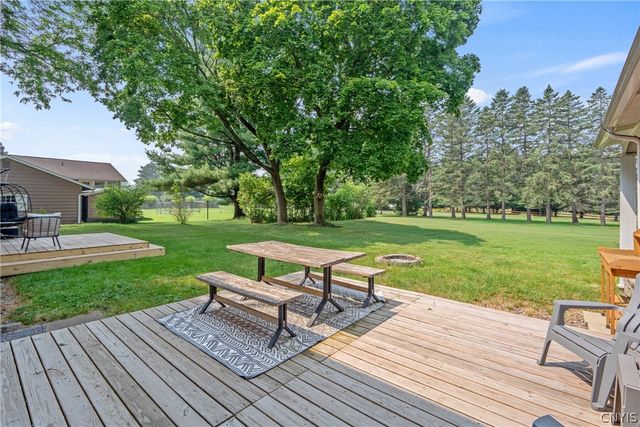 4957 Saint John Drive, Onondaga, NY 13215