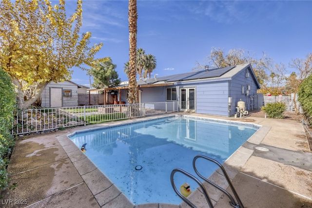 3905 Centura Avenue, Las Vegas, NV 89110