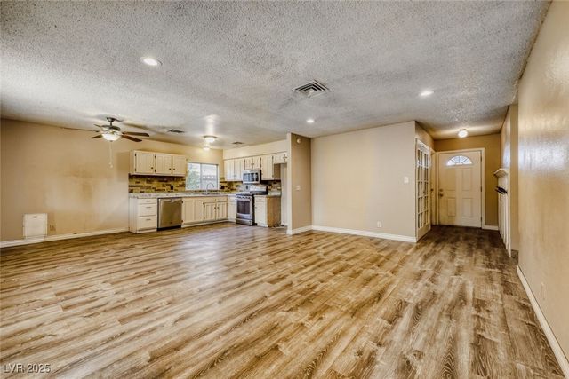 3905 Centura Avenue, Las Vegas, NV 89110