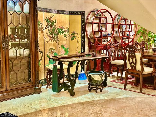 8101 Moonstone Circle, Las Vegas, NV 89128