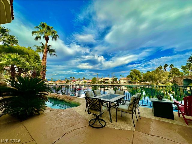 8101 Moonstone Circle, Las Vegas, NV 89128
