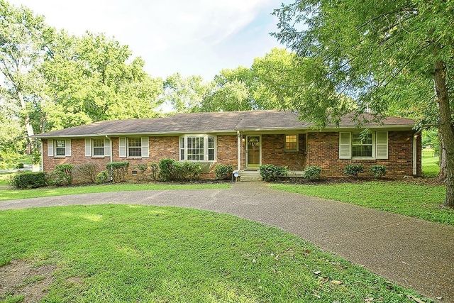 713 Farrell Rd, Nashville, TN 37220