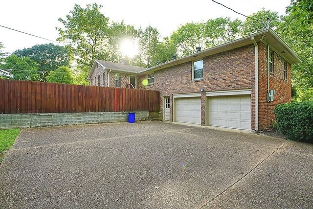 713 Farrell Rd, Nashville, TN 37220