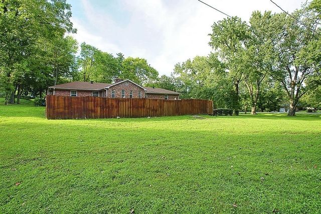 713 Farrell Rd, Nashville, TN 37220