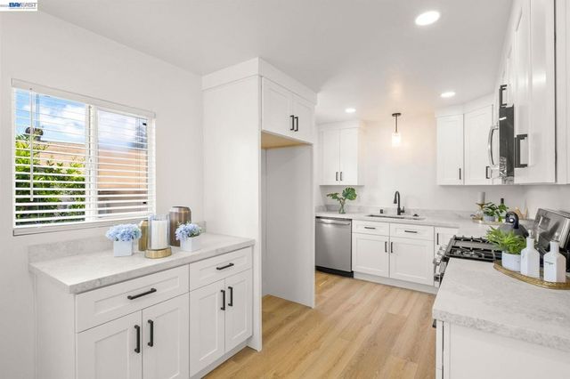 2231 LaSalle St, Martinez, CA 94553